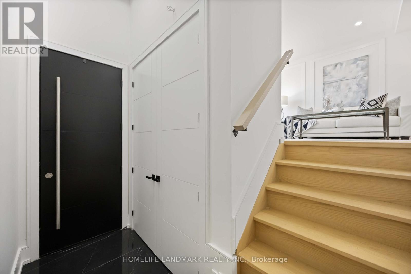 70 Granger Avenue, Toronto, Ontario  M1K 3L3 - Photo 3 - E12722032