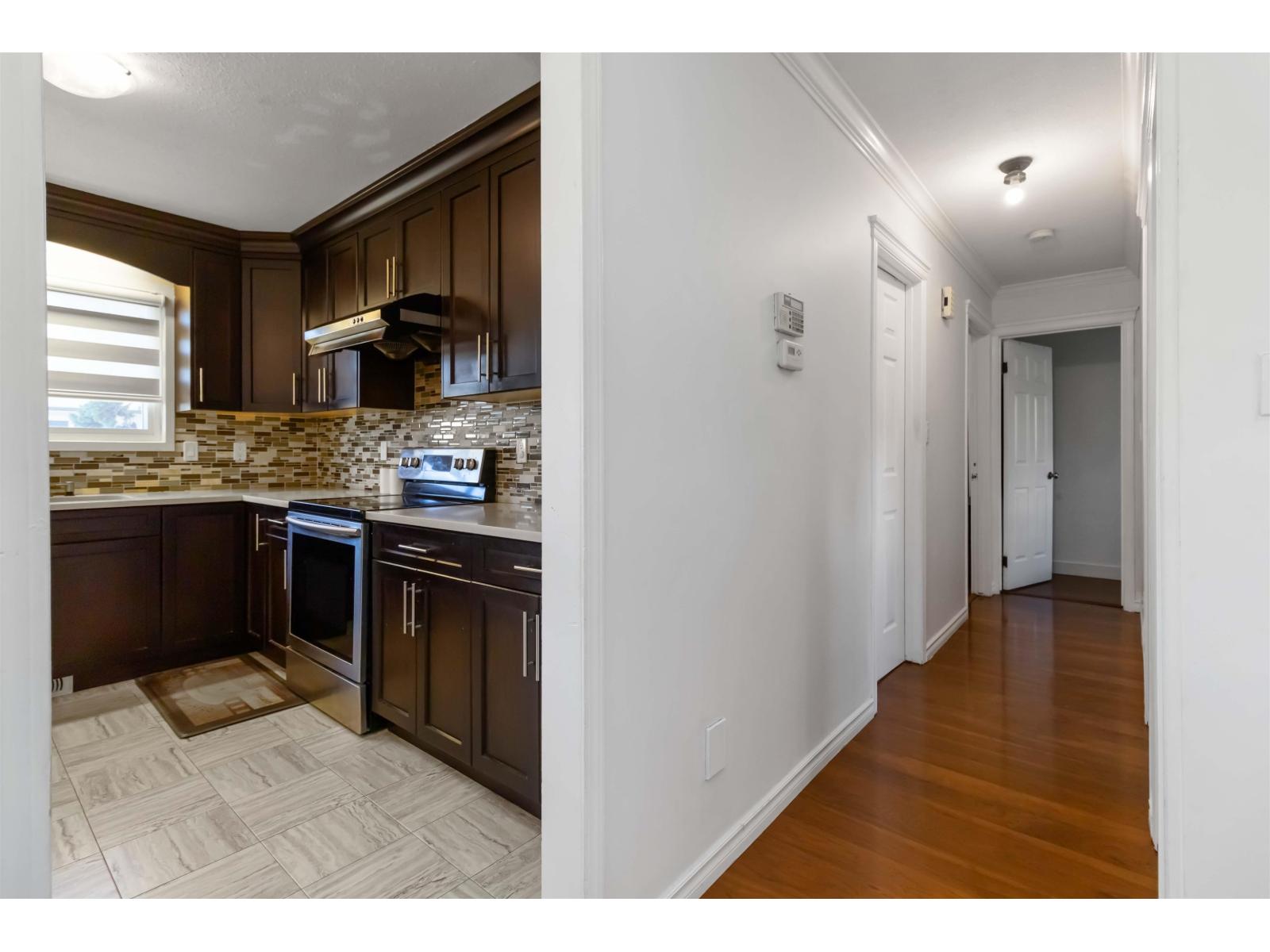 32500 Emerald Avenue, Abbotsford, British Columbia  V2T 1B5 - Photo 9 - R3082372