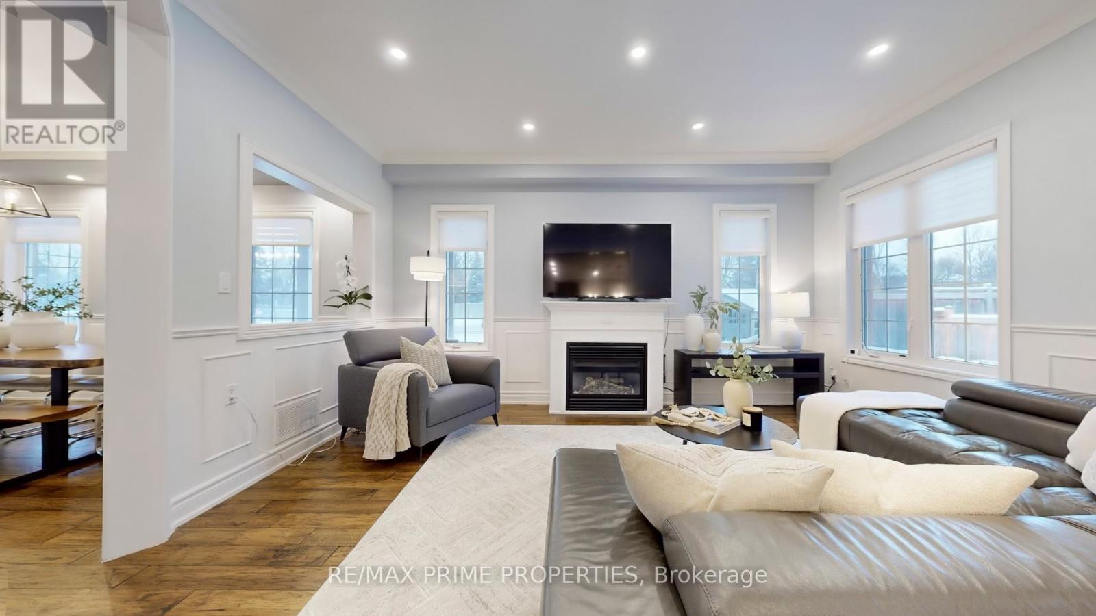 1075 Warby Trail, Newmarket, Ontario  L3X 3H6 - Photo 7 - N12721928