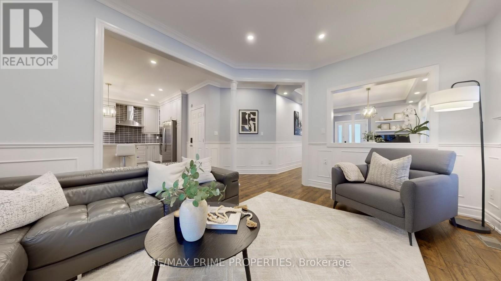 1075 Warby Trail, Newmarket, Ontario  L3X 3H6 - Photo 9 - N12721928