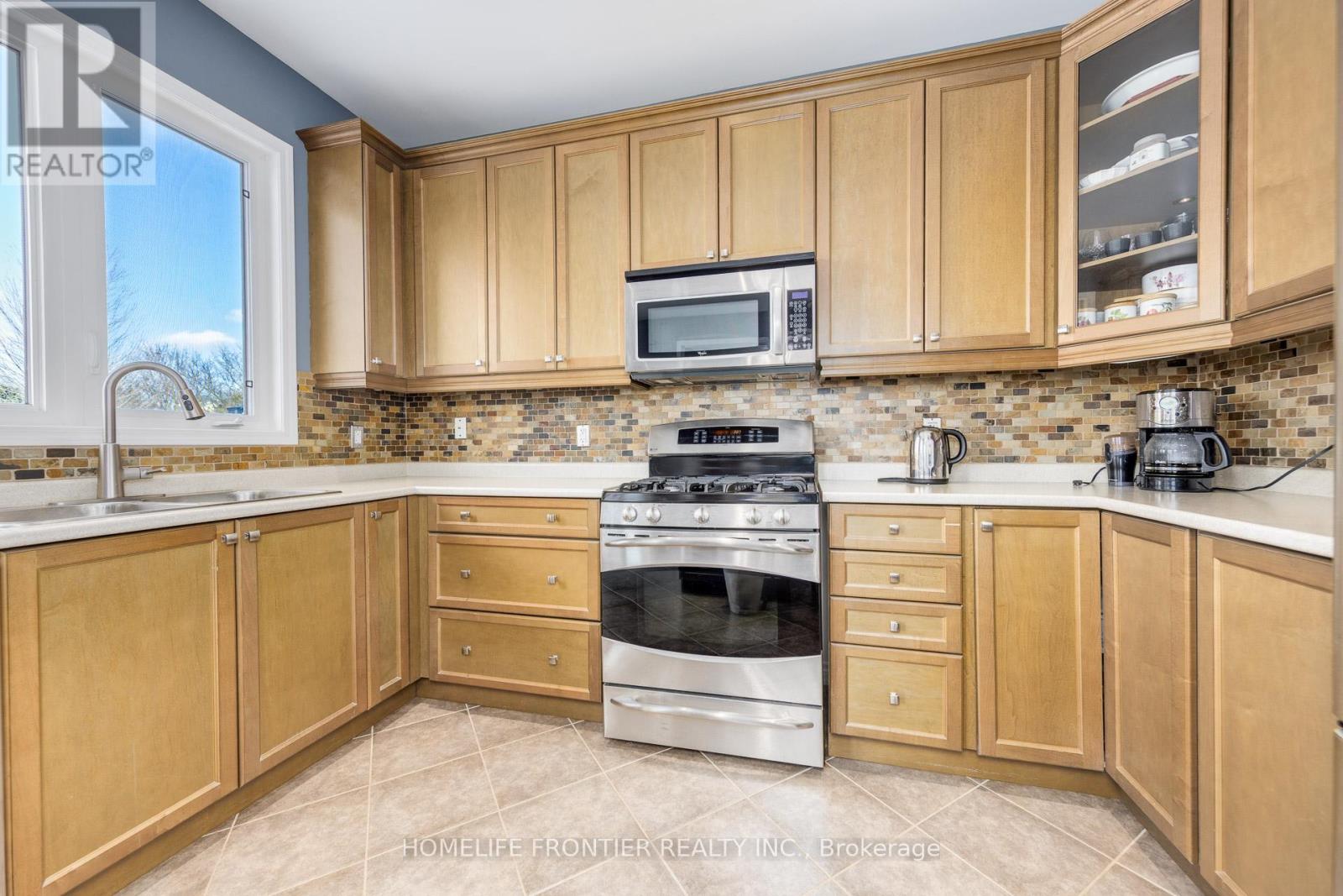 178 Miltrose Crescent, Whitchurch-Stouffville, Ontario  L4A 0R3 - Photo 14 - N12721938