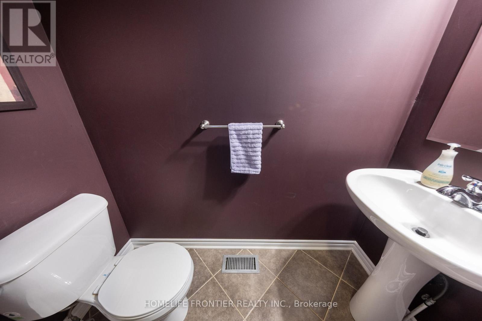 178 Miltrose Crescent, Whitchurch-Stouffville, Ontario  L4A 0R3 - Photo 17 - N12721938