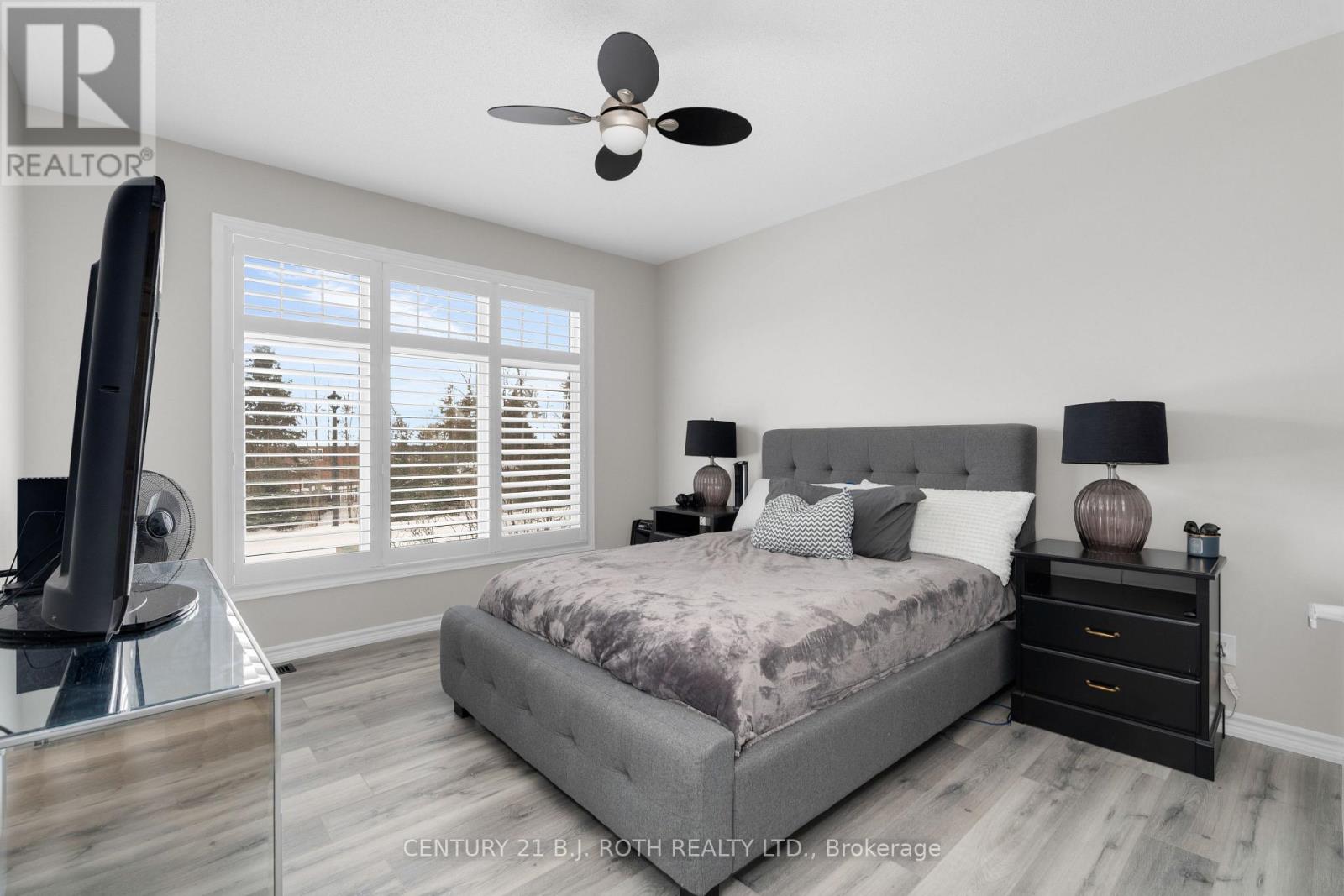 16 Cristiano Avenue, Wasaga Beach, Ontario  L9Z 0H5 - Photo 25 - S12721926