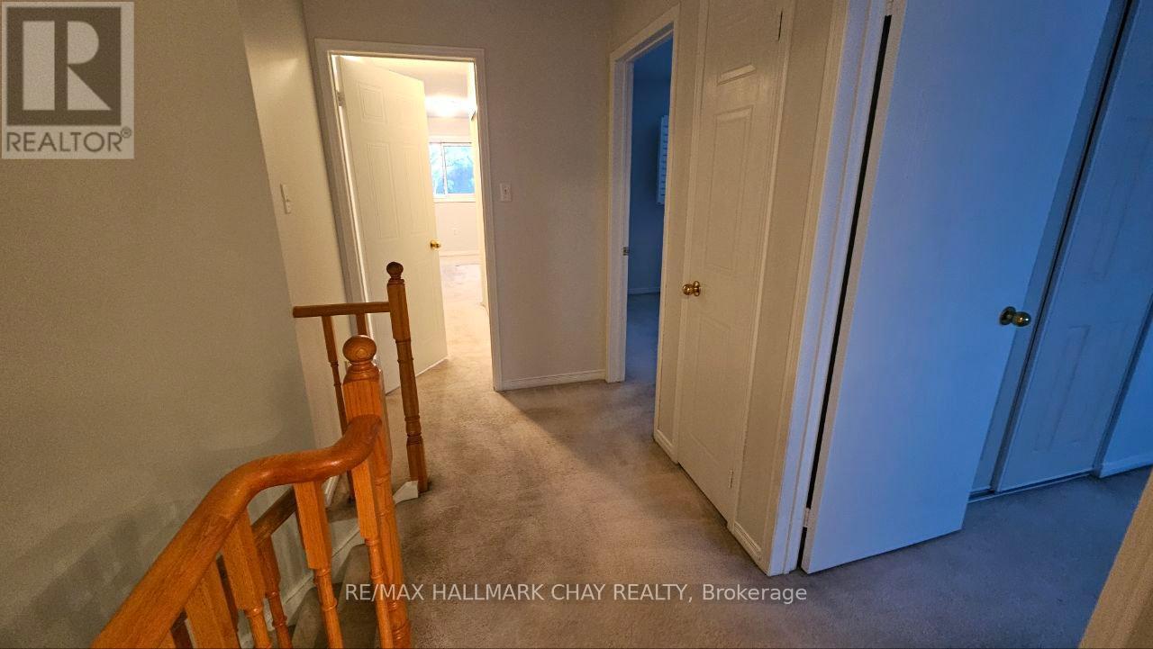 54 Ward Drive, Barrie, Ontario  L4N 7P2 - Photo 19 - S12721966