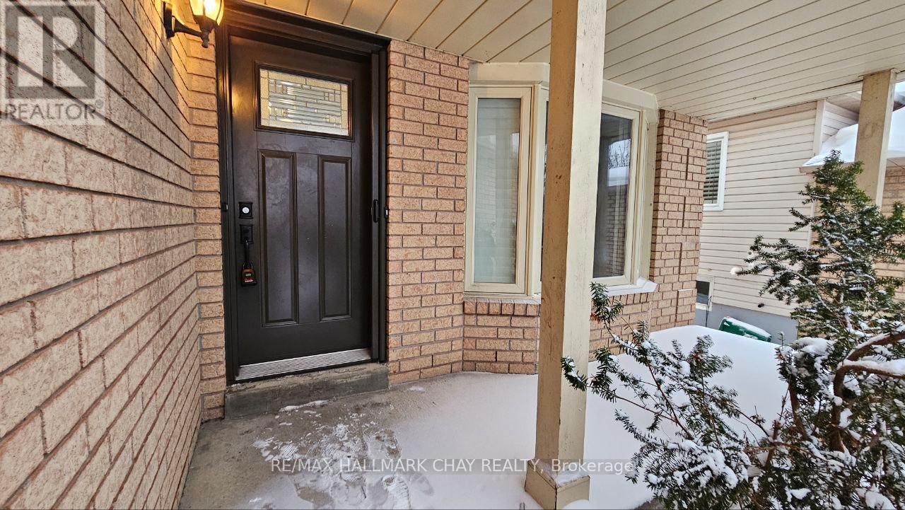 54 Ward Drive, Barrie, Ontario  L4N 7P2 - Photo 3 - S12721966