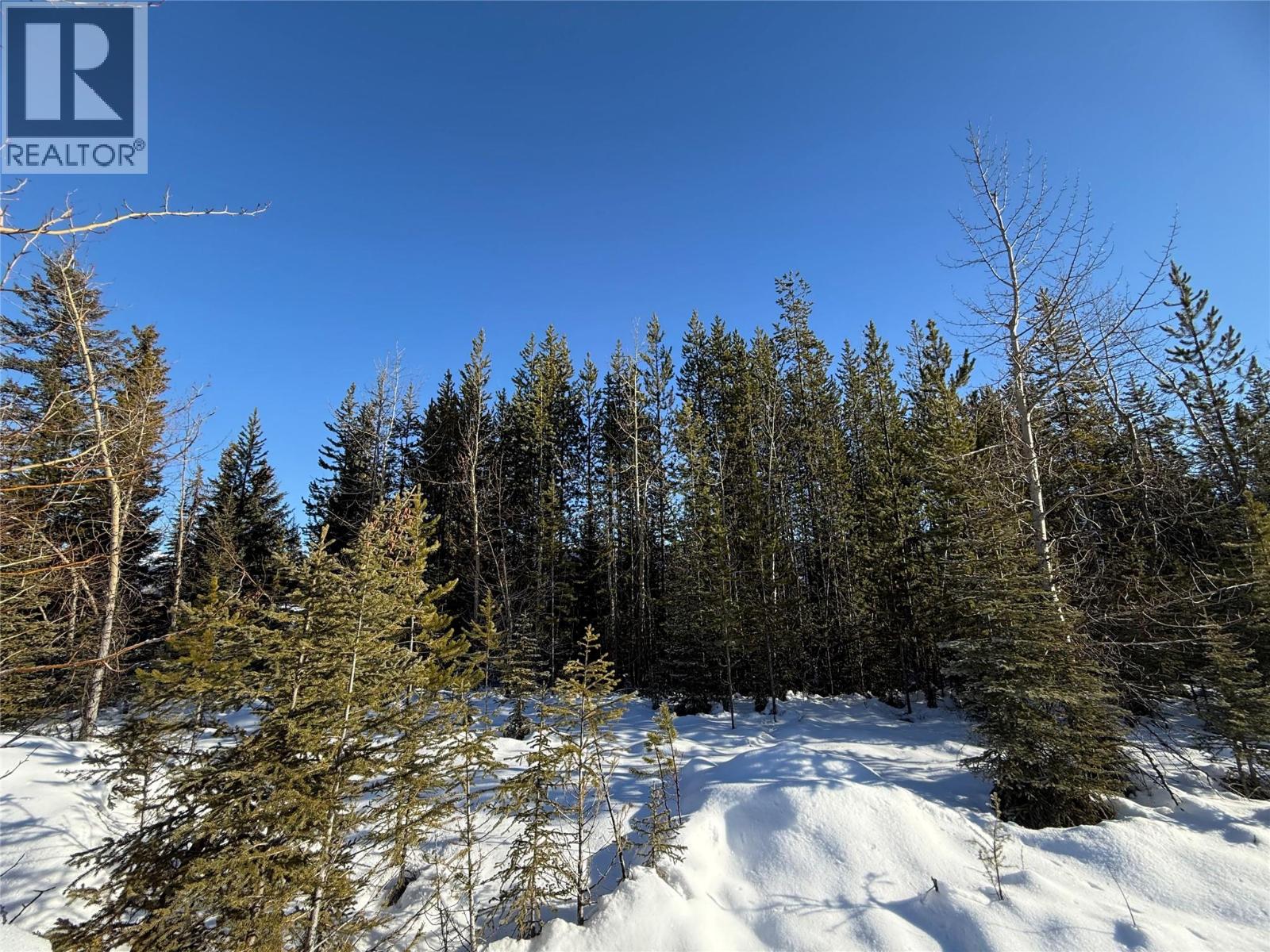 2 Dallas Place, Elkford, British Columbia  V0B 1H0 - Photo 1 - 10373457