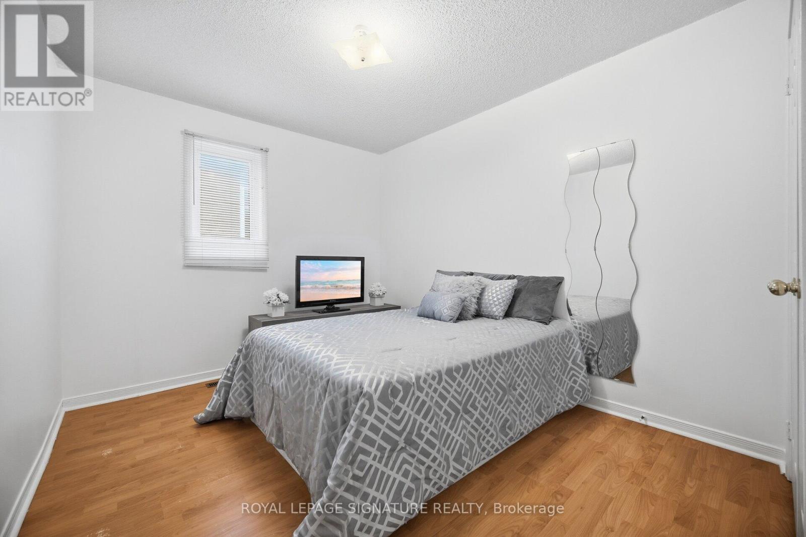 6526 Song Bird Crescent, Mississauga, Ontario  L5W 1E1 - Photo 33 - W12721846