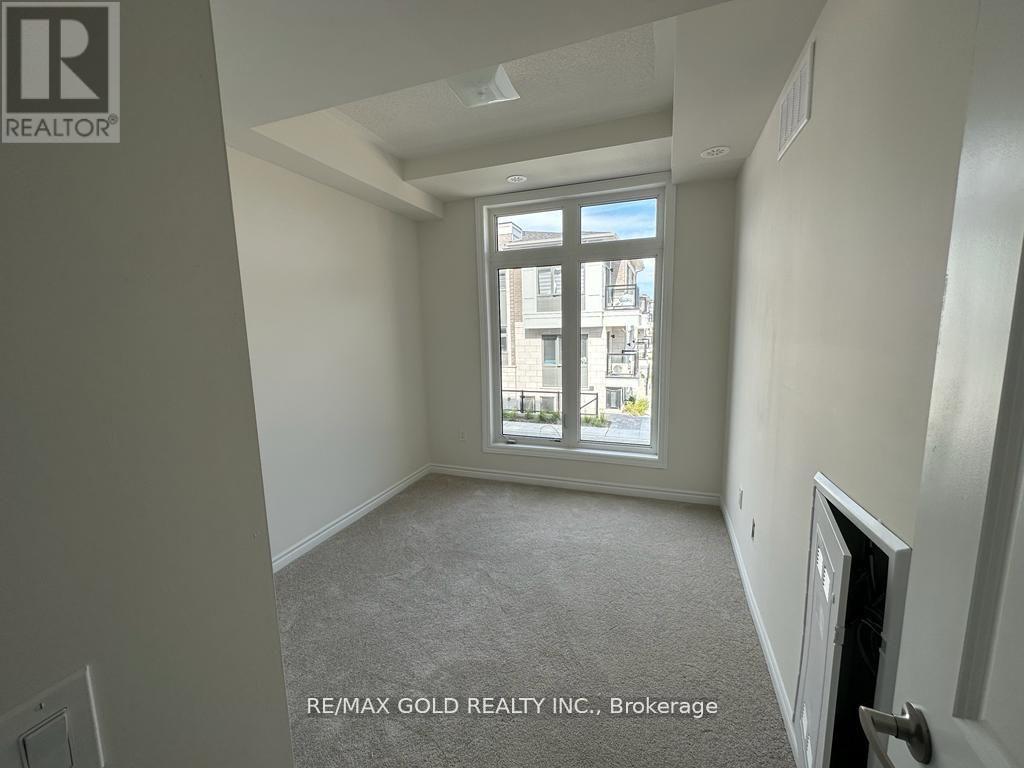 216 - 30 Halliford Place, Brampton, Ontario  L6P 0N5 - Photo 13 - W12721880