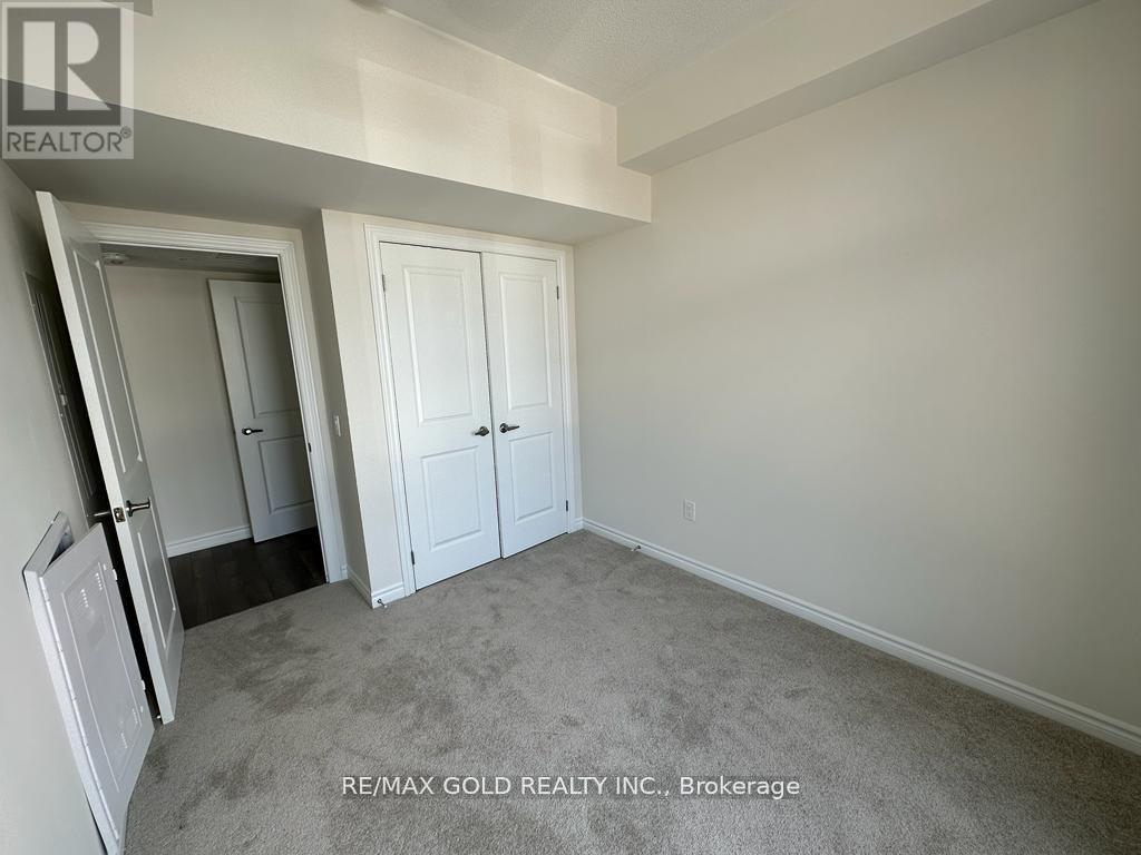 216 - 30 Halliford Place, Brampton, Ontario  L6P 0N5 - Photo 8 - W12721880