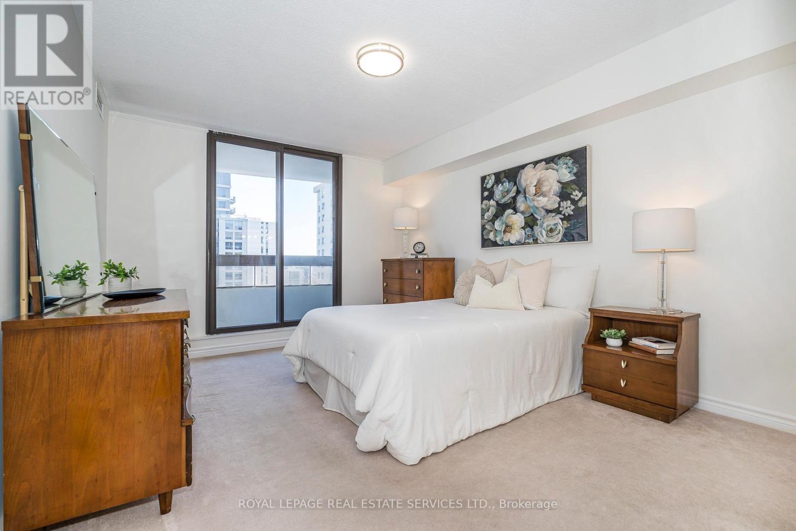 1511 - 100 Quebec Avenue, Toronto, Ontario  M6P 4B8 - Photo 13 - W12721886