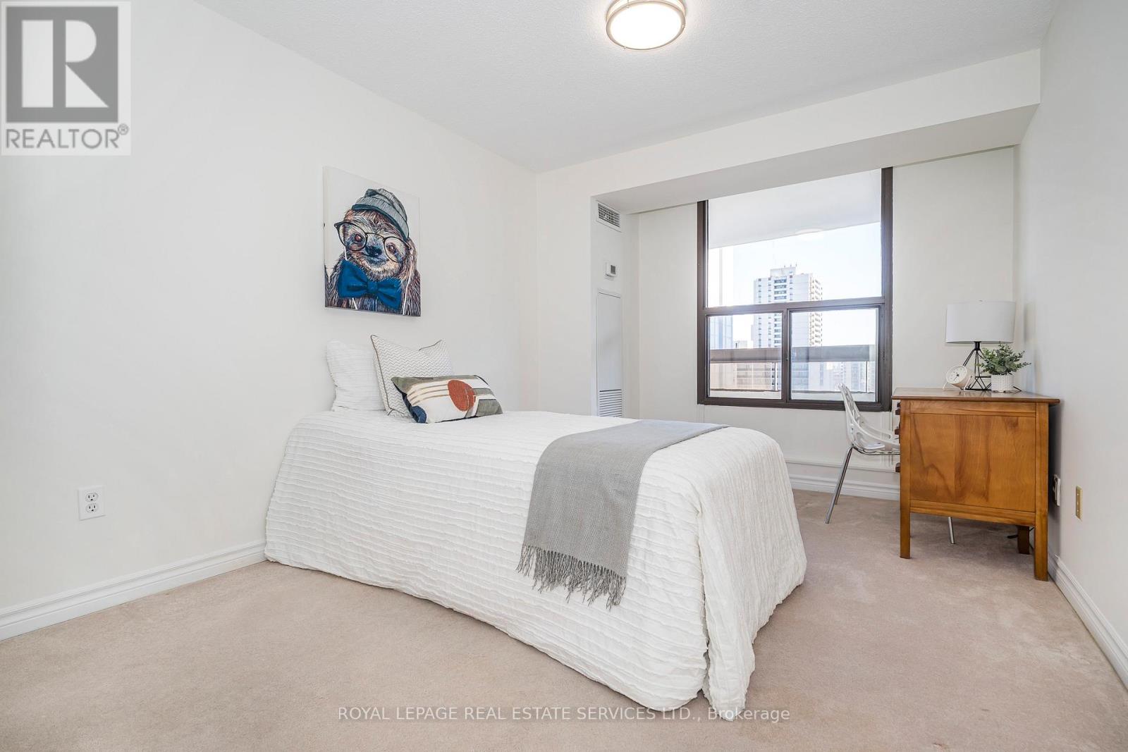 1511 - 100 Quebec Avenue, Toronto, Ontario  M6P 4B8 - Photo 18 - W12721886