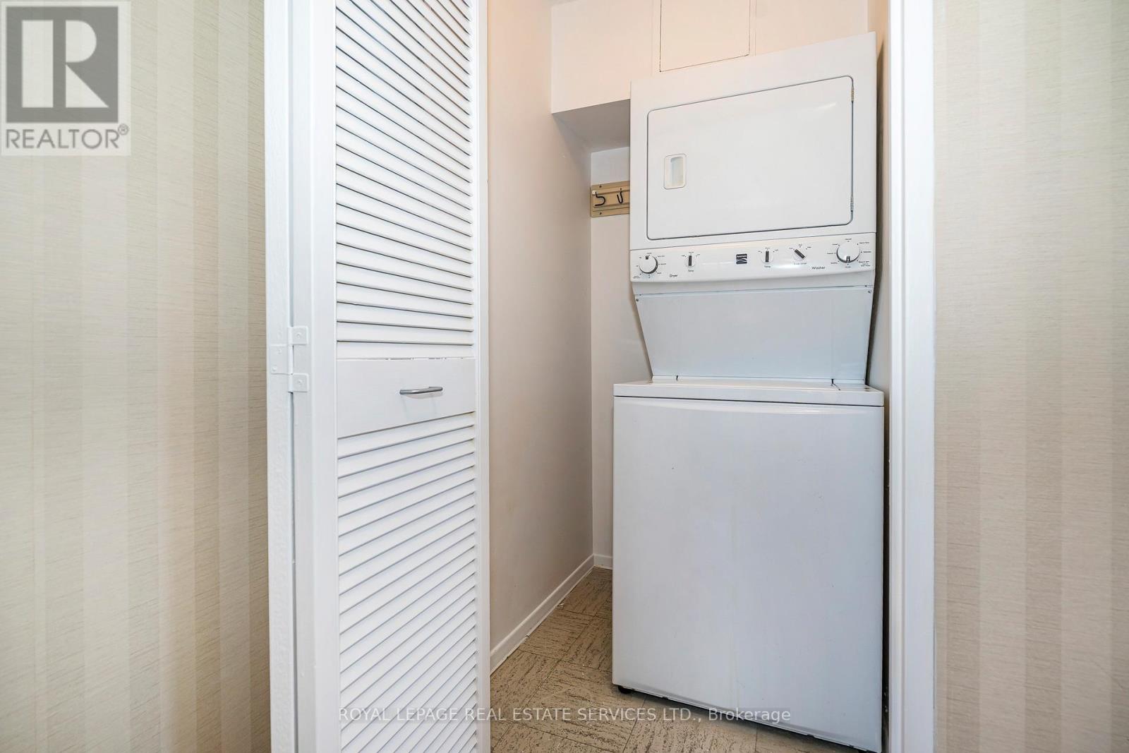 1511 - 100 Quebec Avenue, Toronto, Ontario  M6P 4B8 - Photo 21 - W12721886