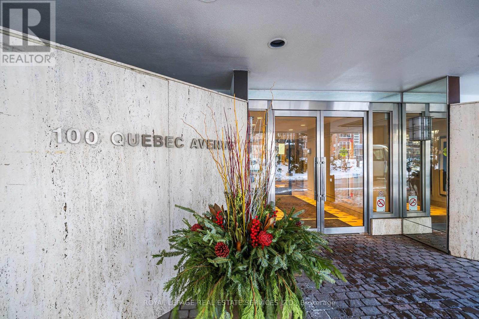 1511 - 100 Quebec Avenue, Toronto, Ontario  M6P 4B8 - Photo 27 - W12721886