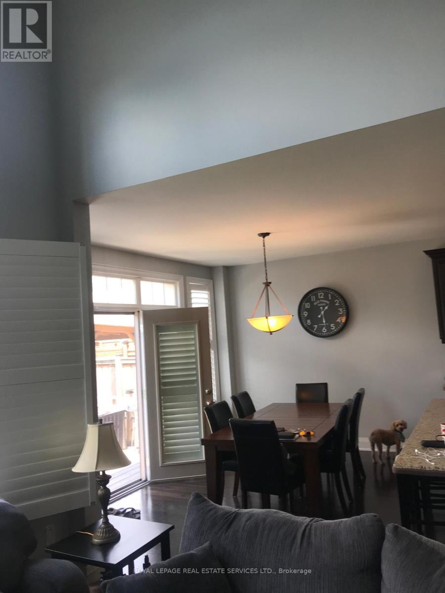 9 Legendary Circle, Brampton, Ontario  L6Y 0R9 - Photo 7 - W12721888