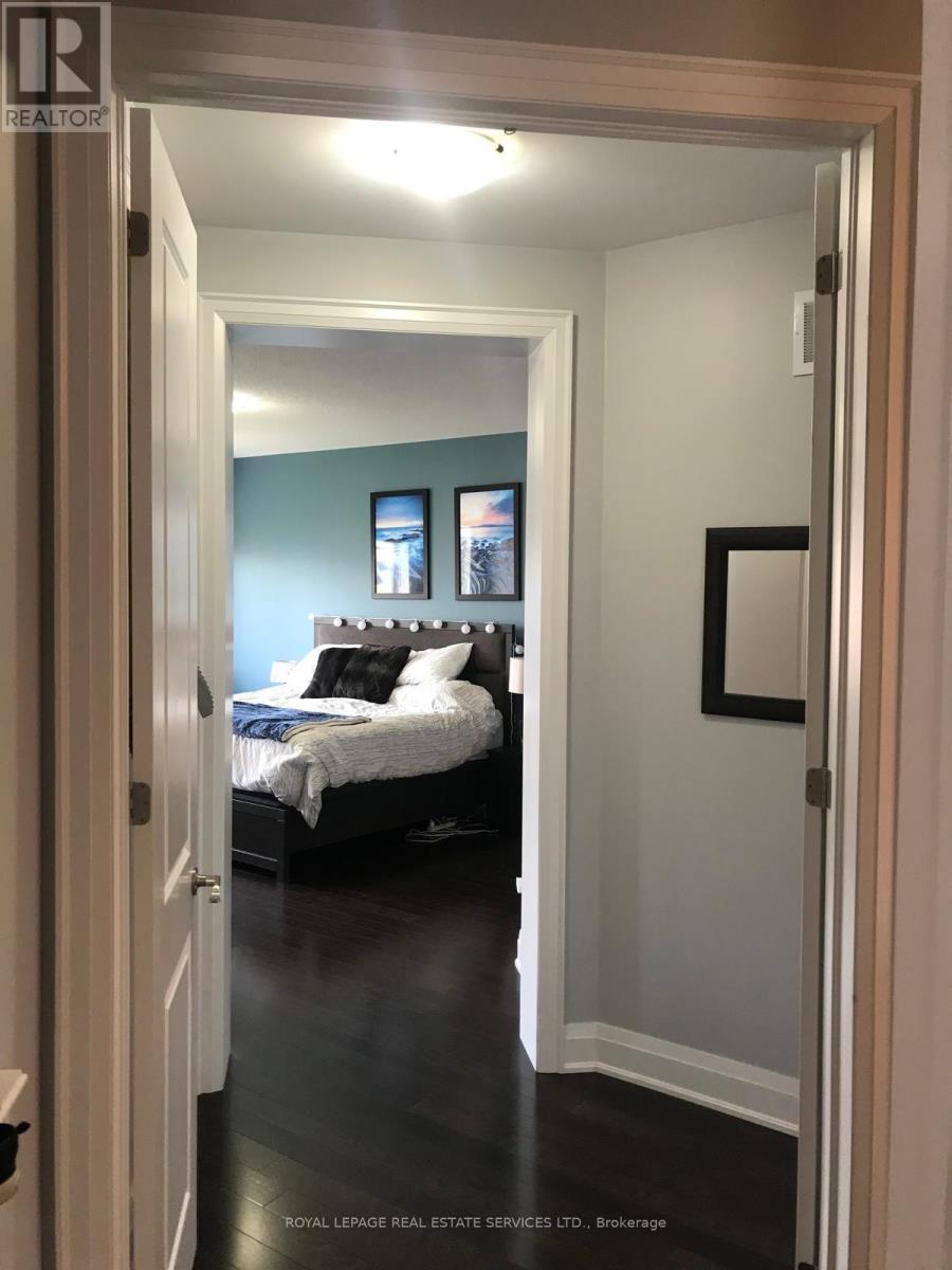 9 Legendary Circle, Brampton, Ontario  L6Y 0R9 - Photo 9 - W12721888