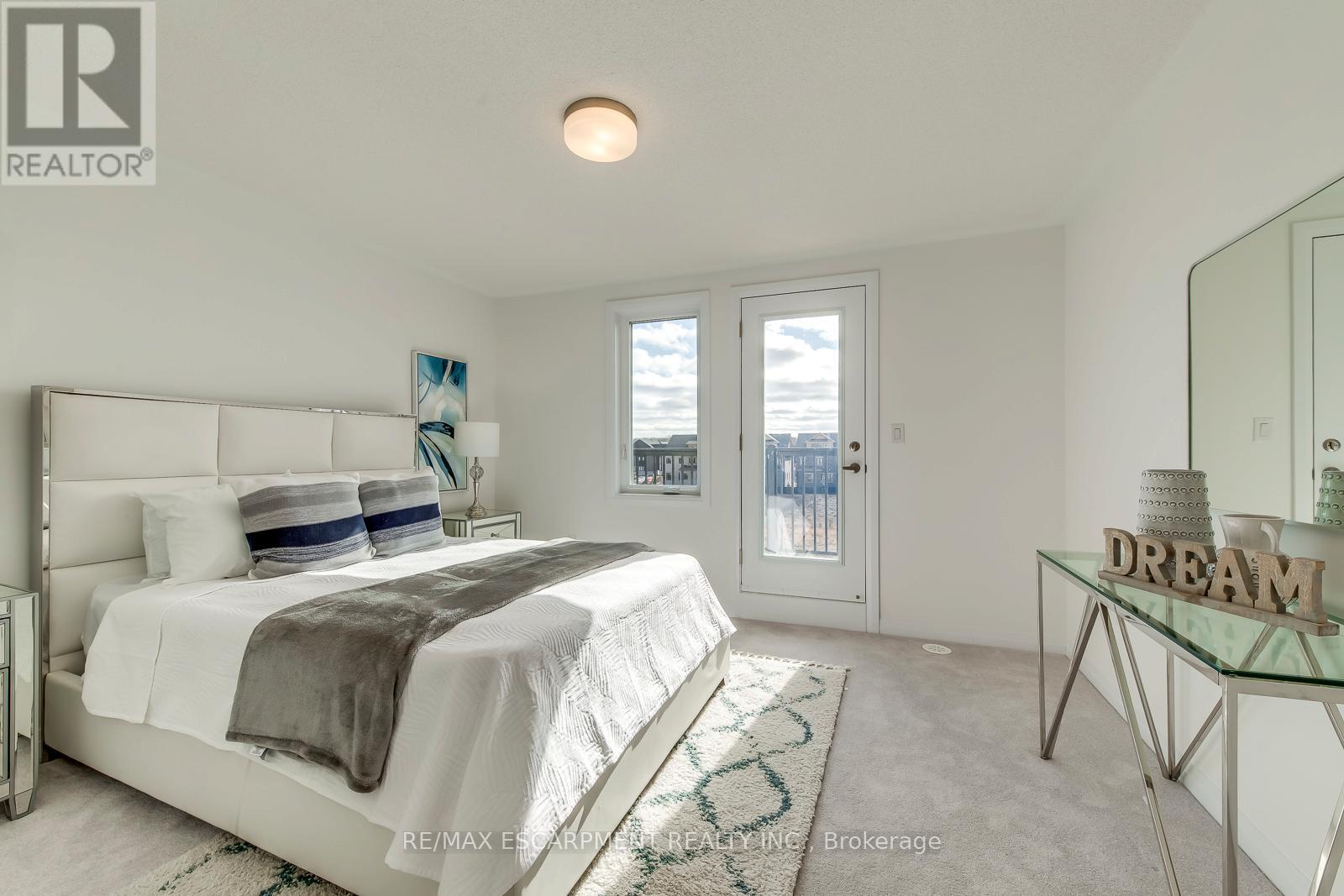 3262 Crystal Drive, Oakville, Ontario  L6M 4K1 - Photo 31 - W12721968