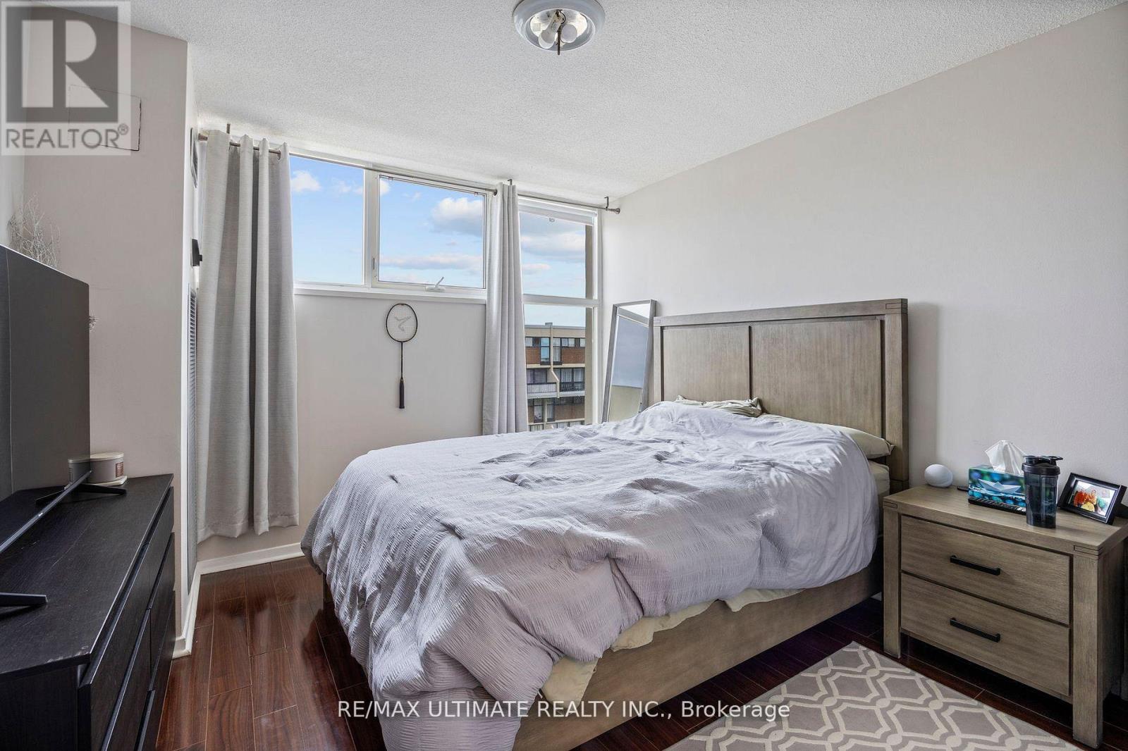 332 - 2 Valhalla Inn Road, Toronto, Ontario  M9B 6C3 - Photo 12 - W12721970