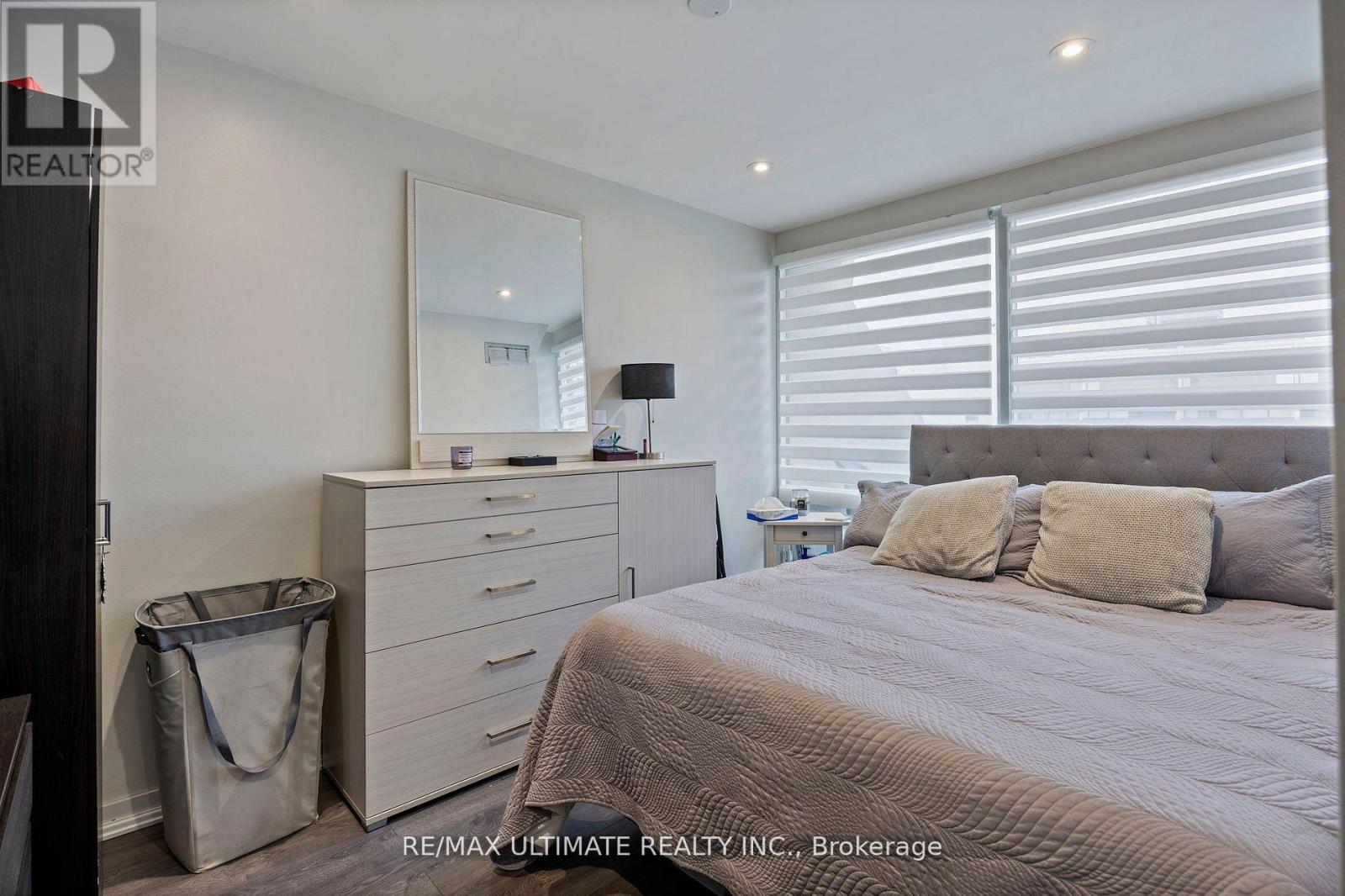 332 - 2 Valhalla Inn Road, Toronto, Ontario  M9B 6C3 - Photo 14 - W12721970