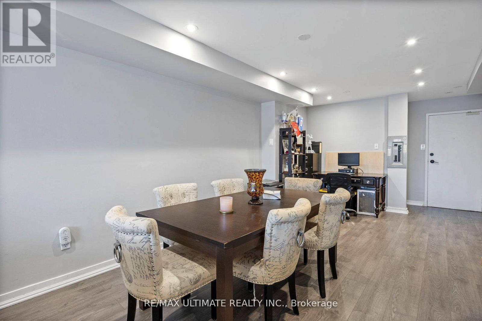 332 - 2 Valhalla Inn Road, Toronto, Ontario  M9B 6C3 - Photo 15 - W12721970