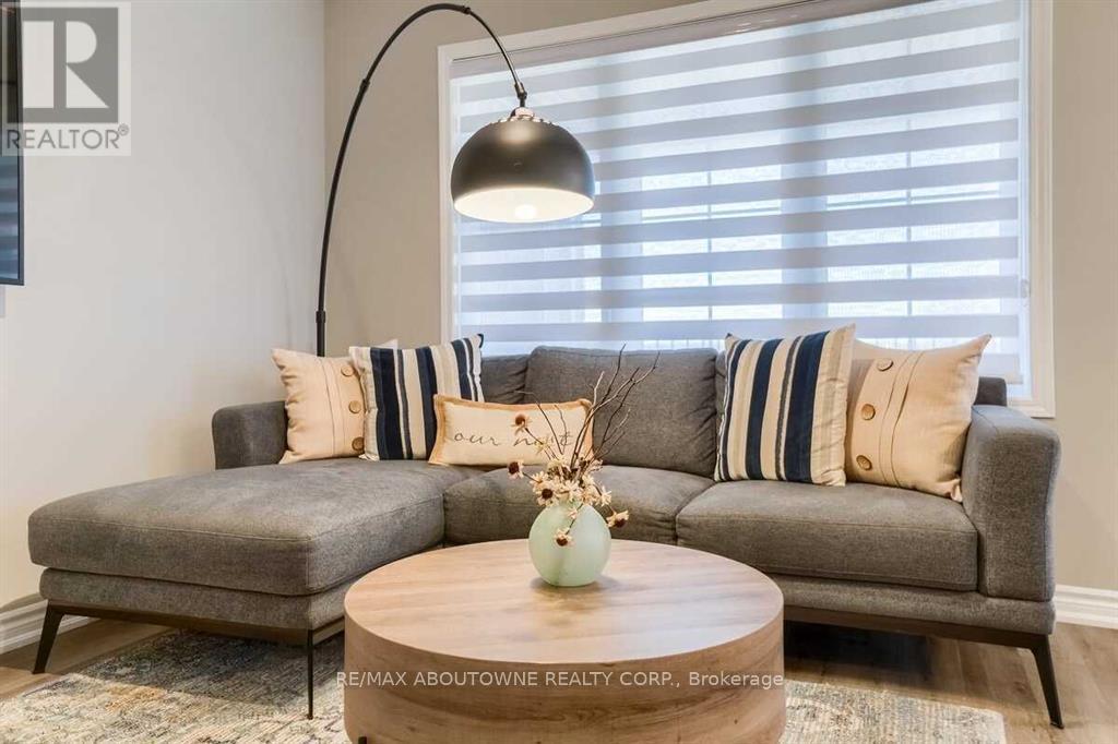 975 Whitlock Avenue, Milton, Ontario  L9E 1S9 - Photo 14 - W12722020