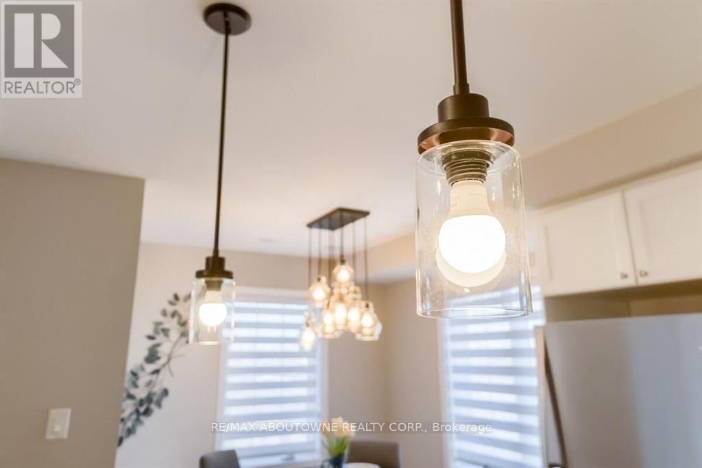 975 Whitlock Avenue, Milton, Ontario  L9E 1S9 - Photo 19 - W12722020