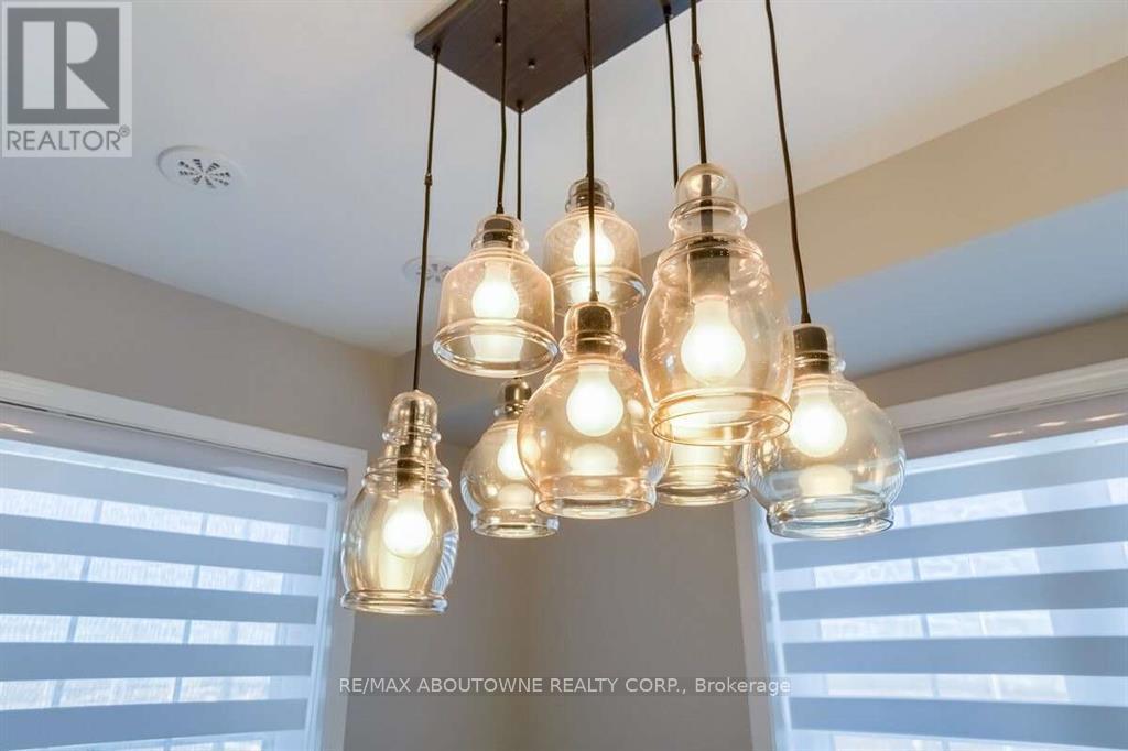 975 Whitlock Avenue, Milton, Ontario  L9E 1S9 - Photo 22 - W12722020