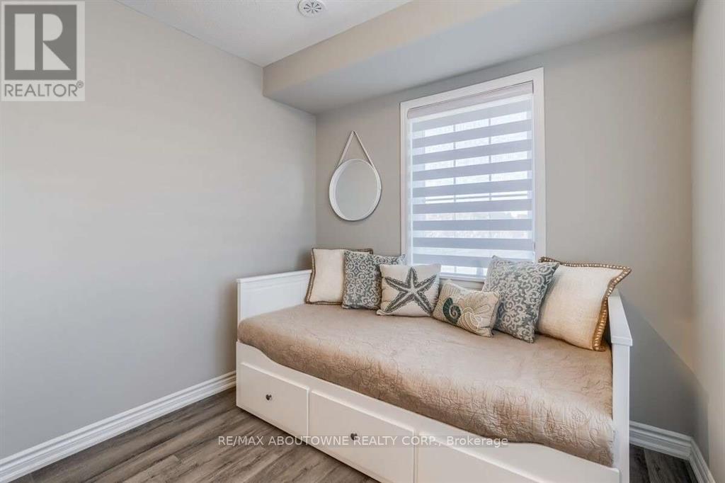 975 Whitlock Avenue, Milton, Ontario  L9E 1S9 - Photo 8 - W12722020