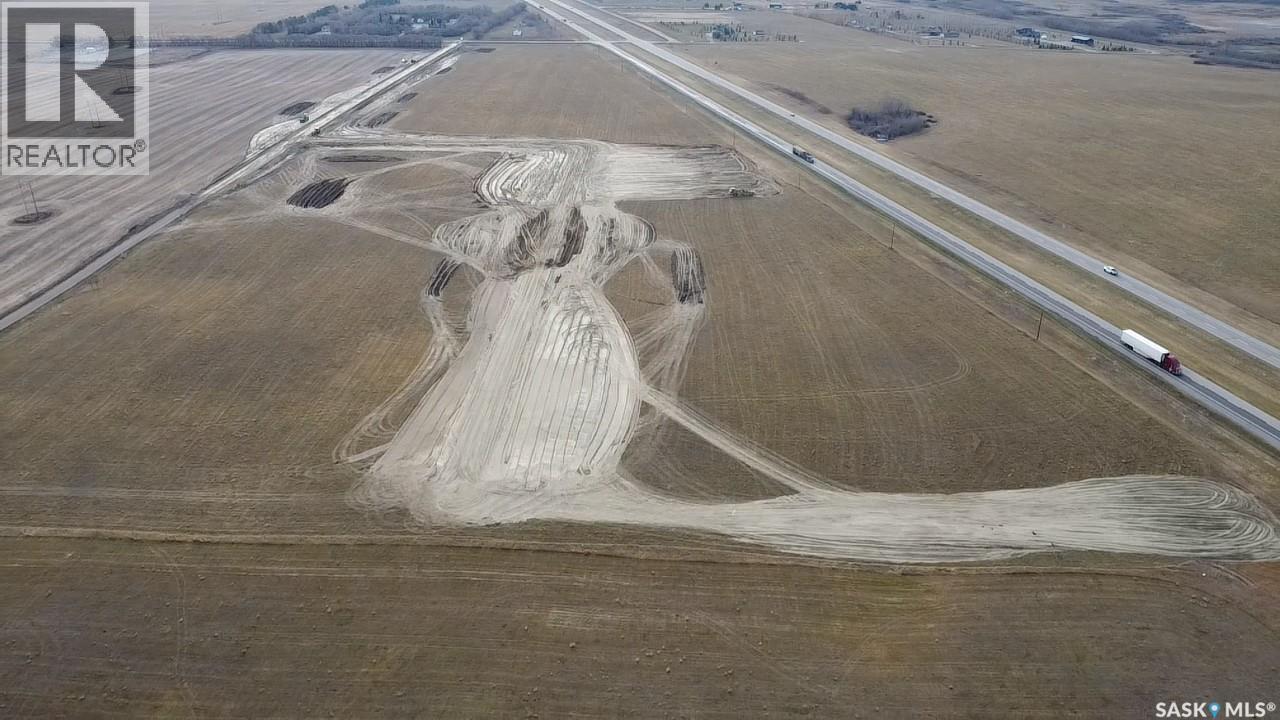 9 0 11 Highway, Dundurn Rm No. 314, Saskatchewan  S7K 0J1 - Photo 2 - SK027267