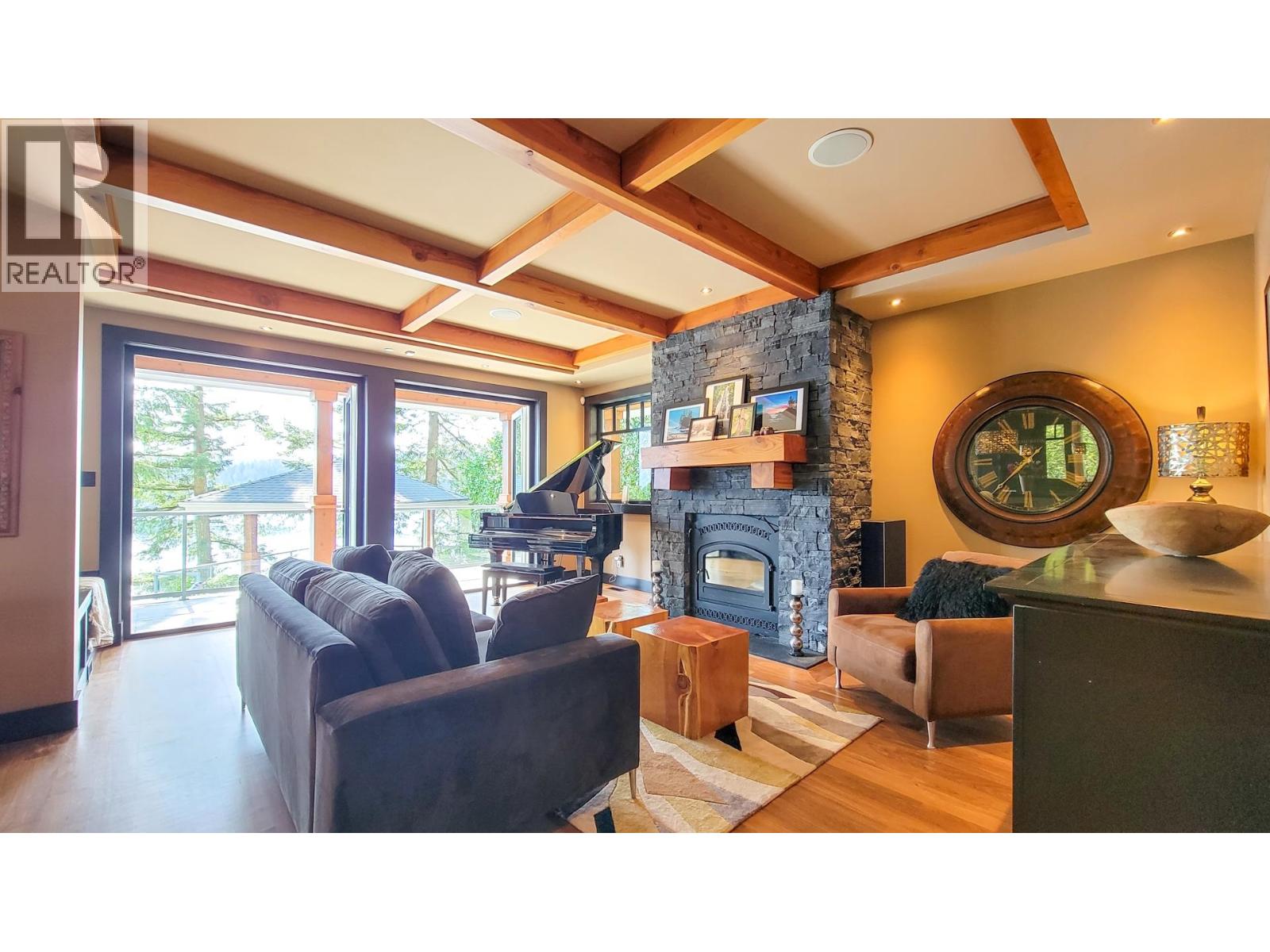 5125 Indian River Drive, North Vancouver, British Columbia  V7G 2T6 - Photo 11 - R3076609