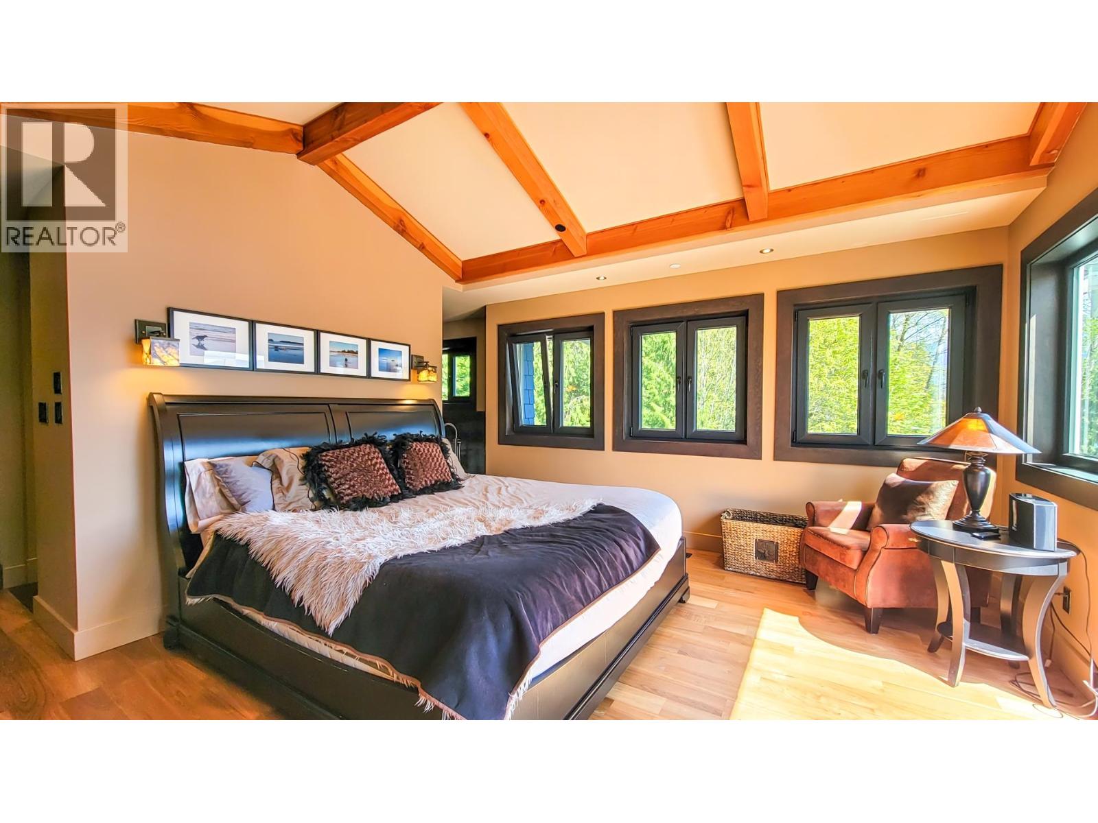 5125 Indian River Drive, North Vancouver, British Columbia  V7G 2T6 - Photo 25 - R3076609