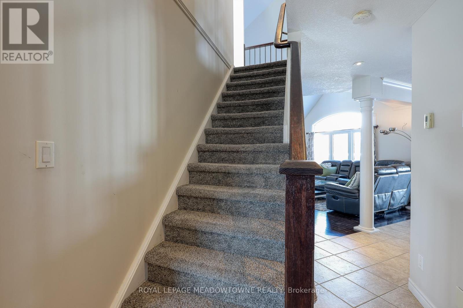 739 Frontenac Crescent, Woodstock, Ontario  N4V 0B1 - Photo 14 - X12721840