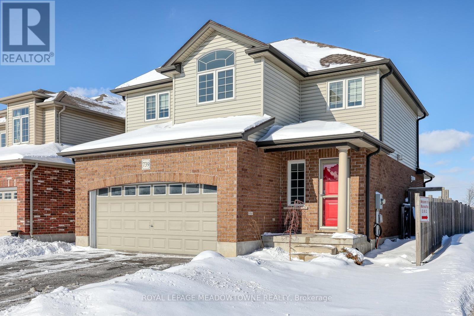 739 Frontenac Crescent, Woodstock, Ontario  N4V 0B1 - Photo 2 - X12721840