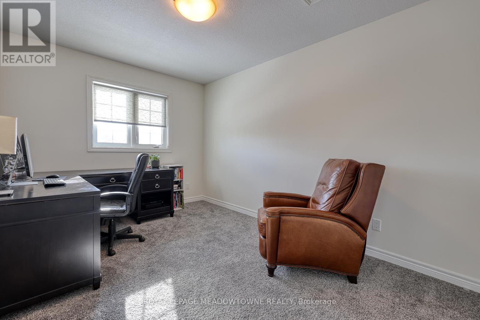 739 Frontenac Crescent, Woodstock, Ontario  N4V 0B1 - Photo 22 - X12721840