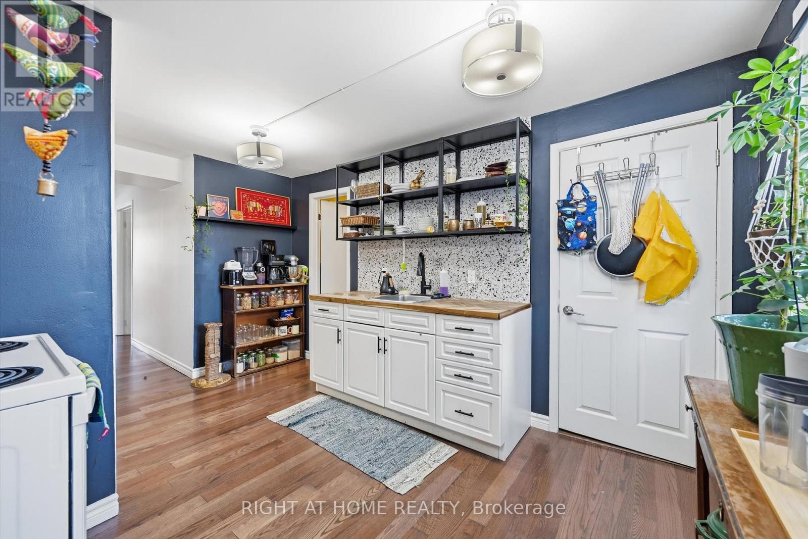 18 Fraser Avenue, Hamilton, Ontario  L8H 4G7 - Photo 21 - X12721854