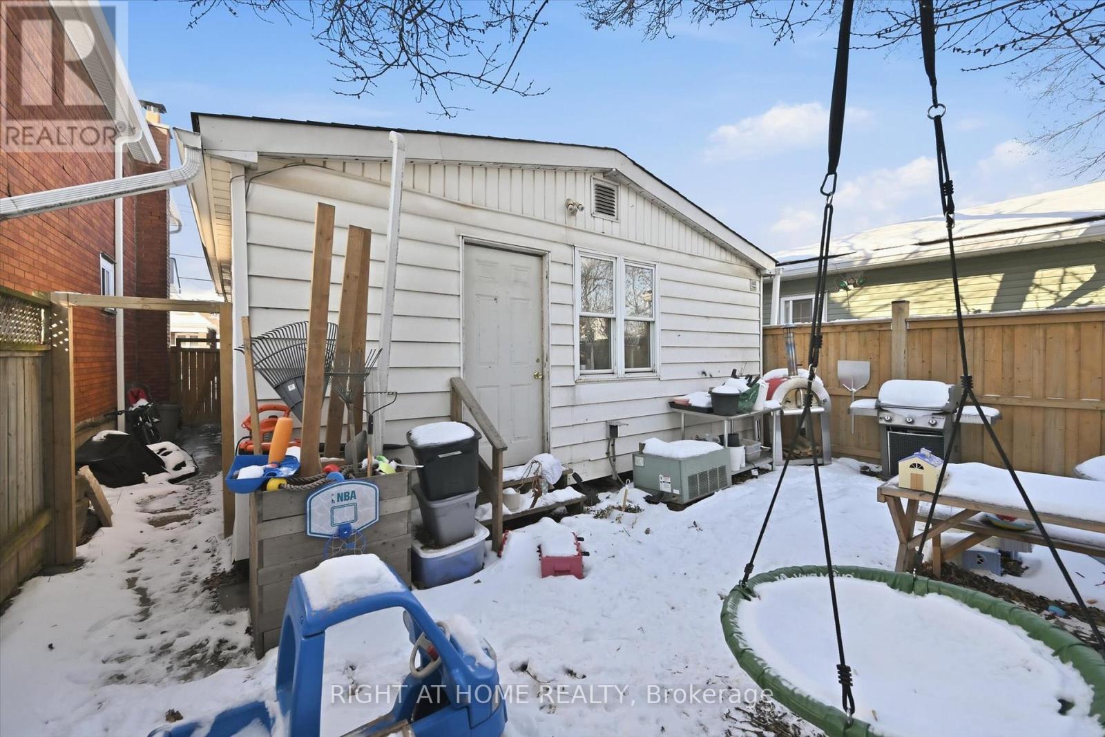 18 Fraser Avenue, Hamilton, Ontario  L8H 4G7 - Photo 31 - X12721854