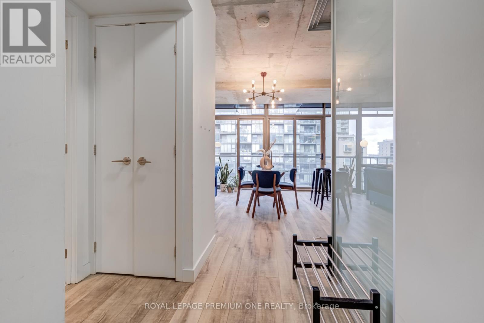 812 - 55 Stewart Street, Toronto, Ontario  M5V 2V1 - Photo 3 - C12721136