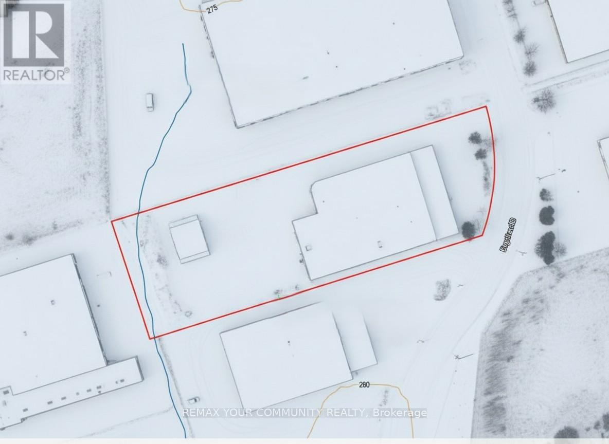 145 Engelhard Drive, Aurora, Ontario  L4G 3V1 - Photo 20 - N12382323