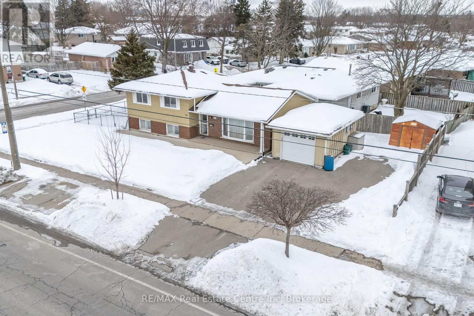 461 Strasburg Road, Kitchener, Ontario  N2E 1P1 - Photo 37 - X12722078