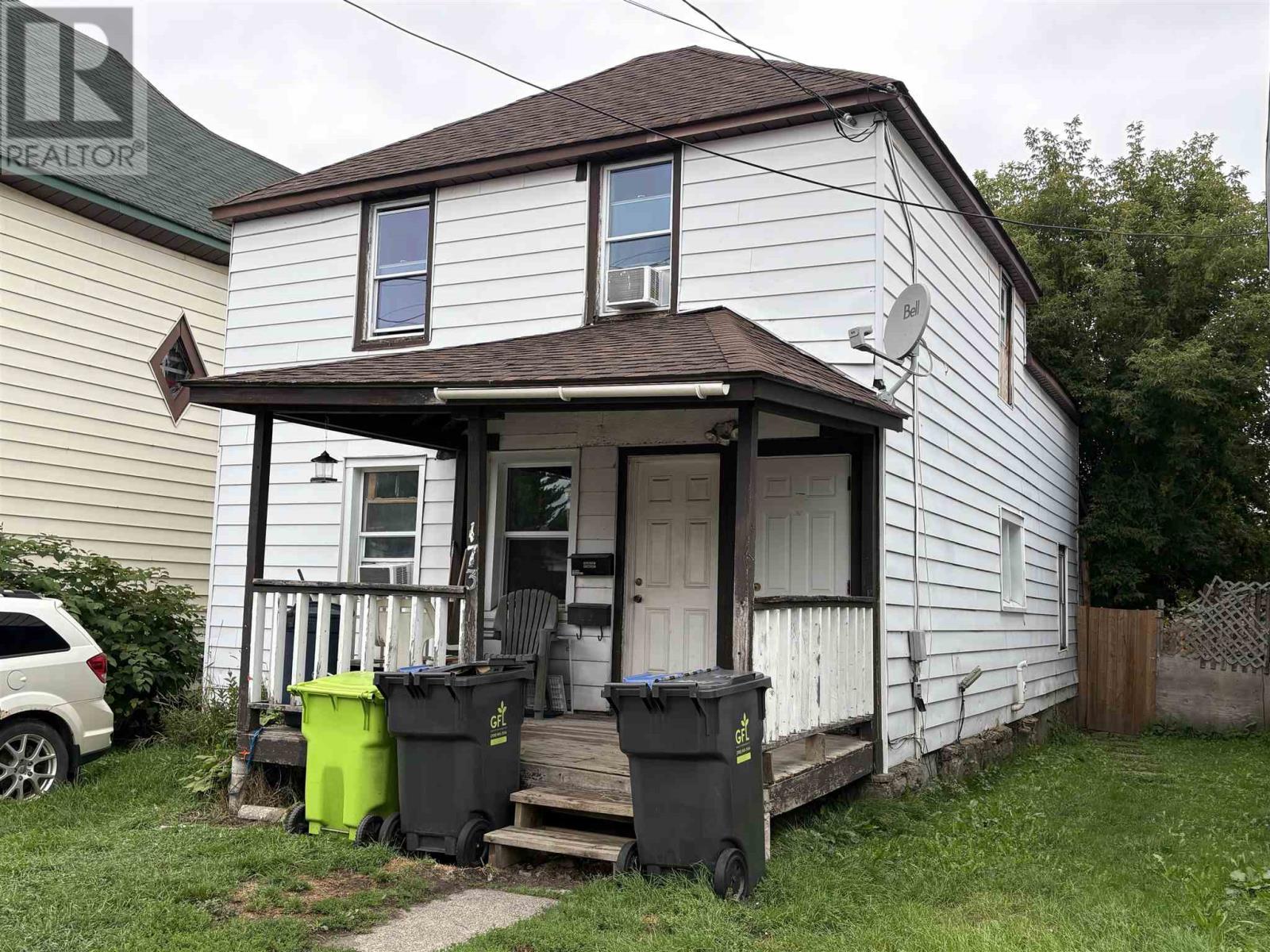 173 Dennis St, Sault Ste. Marie, Ontario P6A 2X4 - Photo 1 - SM253406