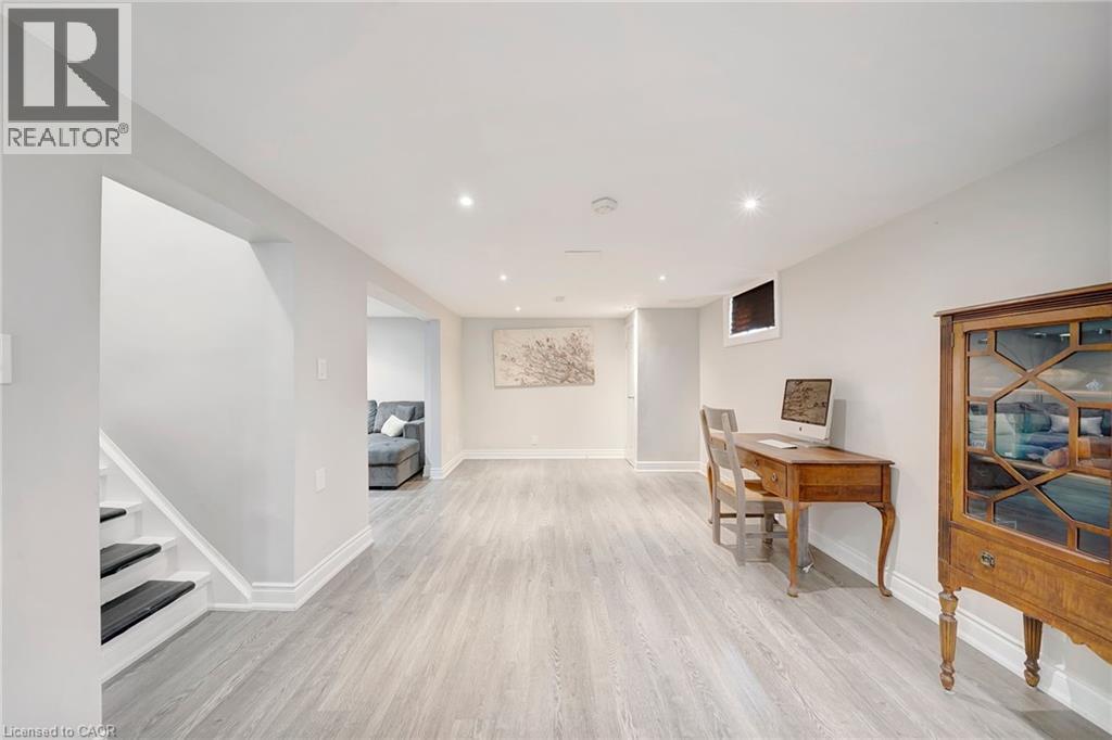 260 Sanatorium Road, Hamilton, Ontario  L9C 1Z9 - Photo 22 - 40791624