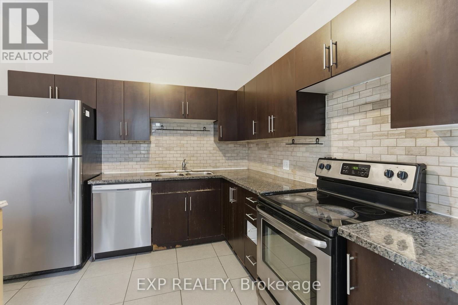 175 King Street, St. Catharines, Ontario  L2R 3J5 - Photo 10 - X12722048