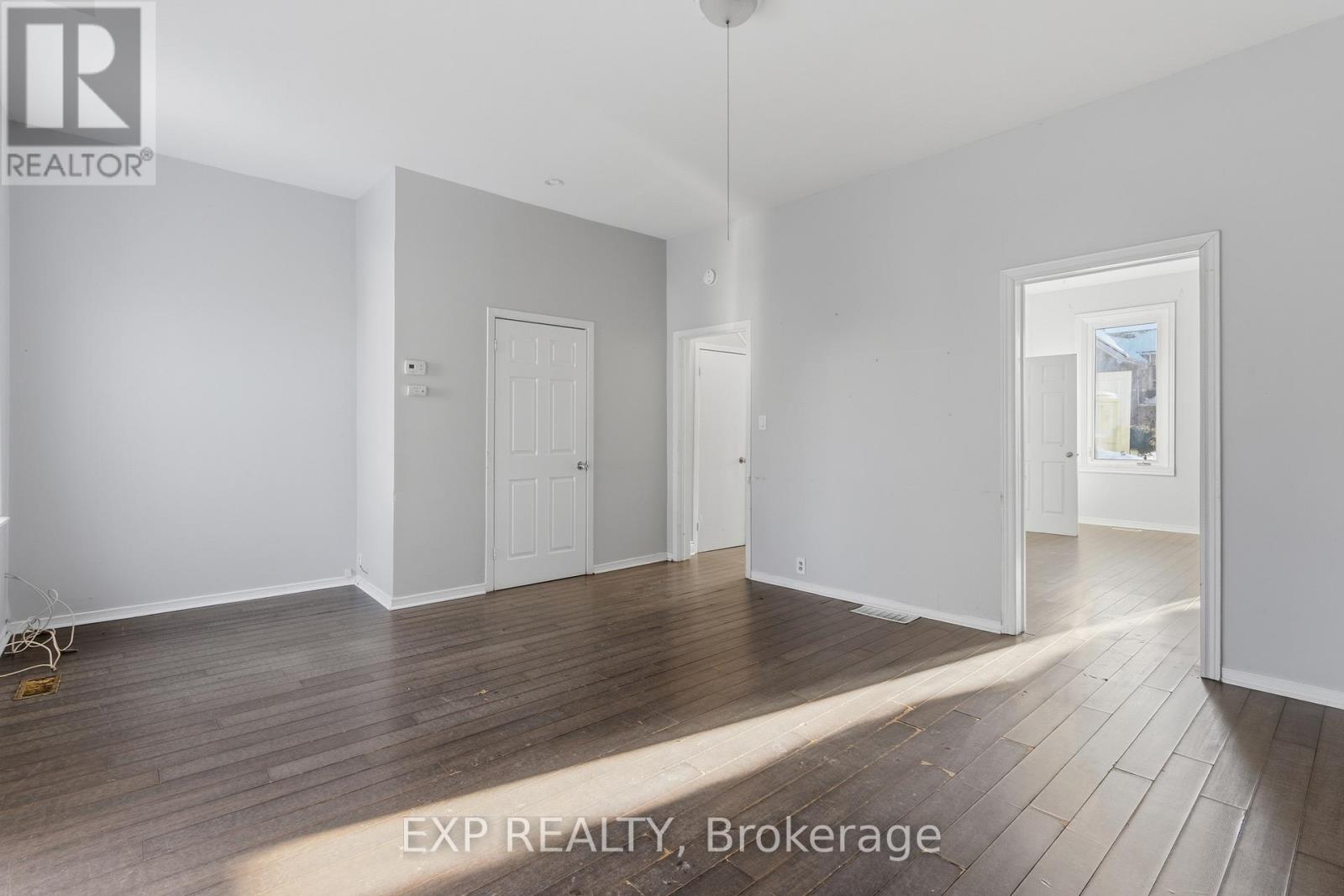 175 King Street, St. Catharines, Ontario  L2R 3J5 - Photo 15 - X12722048