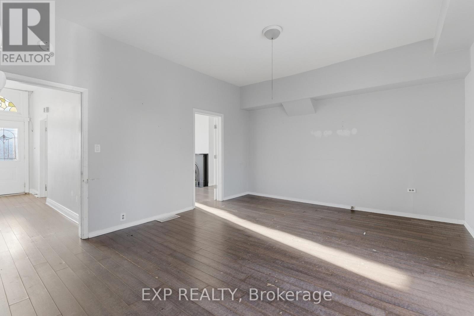 175 King Street, St. Catharines, Ontario  L2R 3J5 - Photo 18 - X12722048