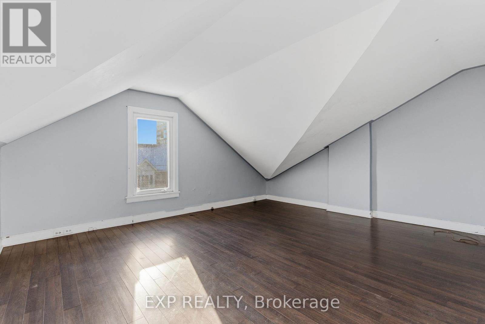 175 King Street, St. Catharines, Ontario  L2R 3J5 - Photo 22 - X12722048