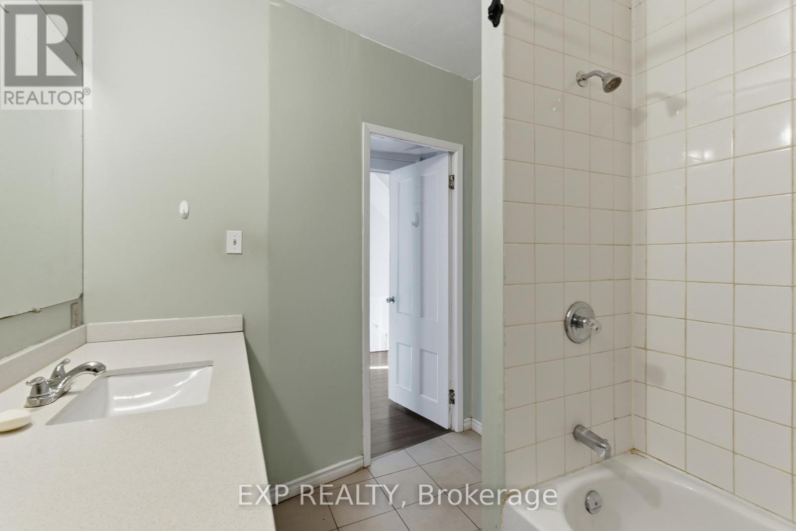 175 King Street, St. Catharines, Ontario  L2R 3J5 - Photo 29 - X12722048