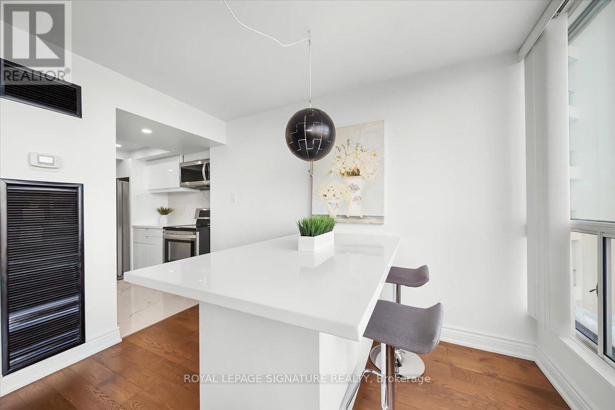 903 - 5 Rowntree Road, Toronto, Ontario  M9V 5G9 - Photo 16 - W12722014