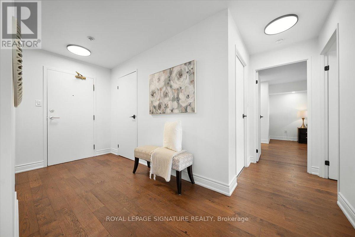 903 - 5 Rowntree Road, Toronto, Ontario  M9V 5G9 - Photo 2 - W12722014