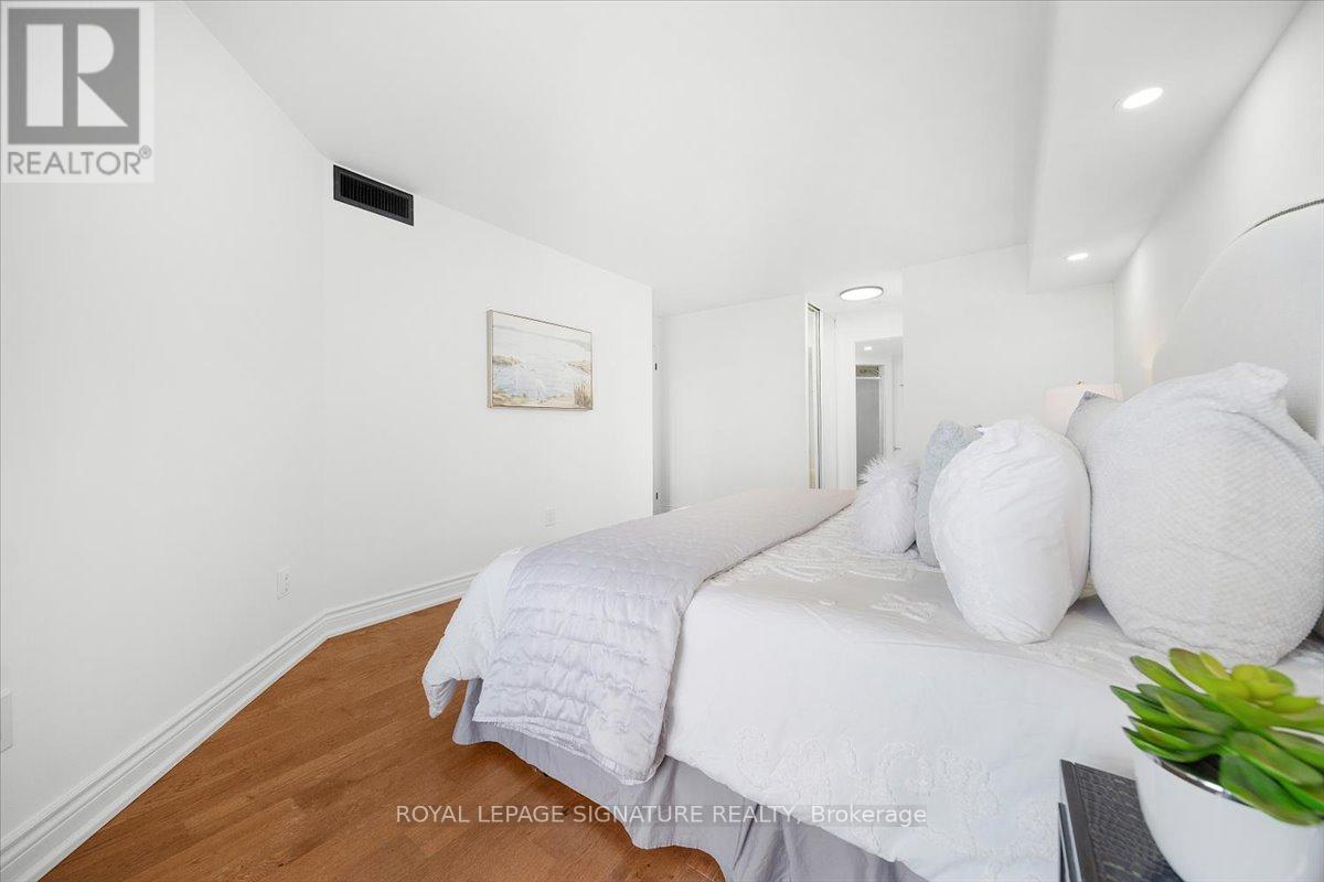 903 - 5 Rowntree Road, Toronto, Ontario  M9V 5G9 - Photo 6 - W12722014