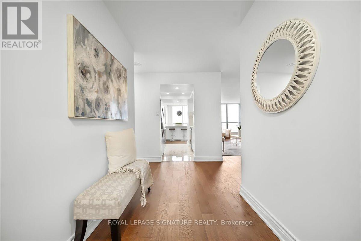 903 - 5 Rowntree Road, Toronto, Ontario  M9V 5G9 - Photo 3 - W12722014