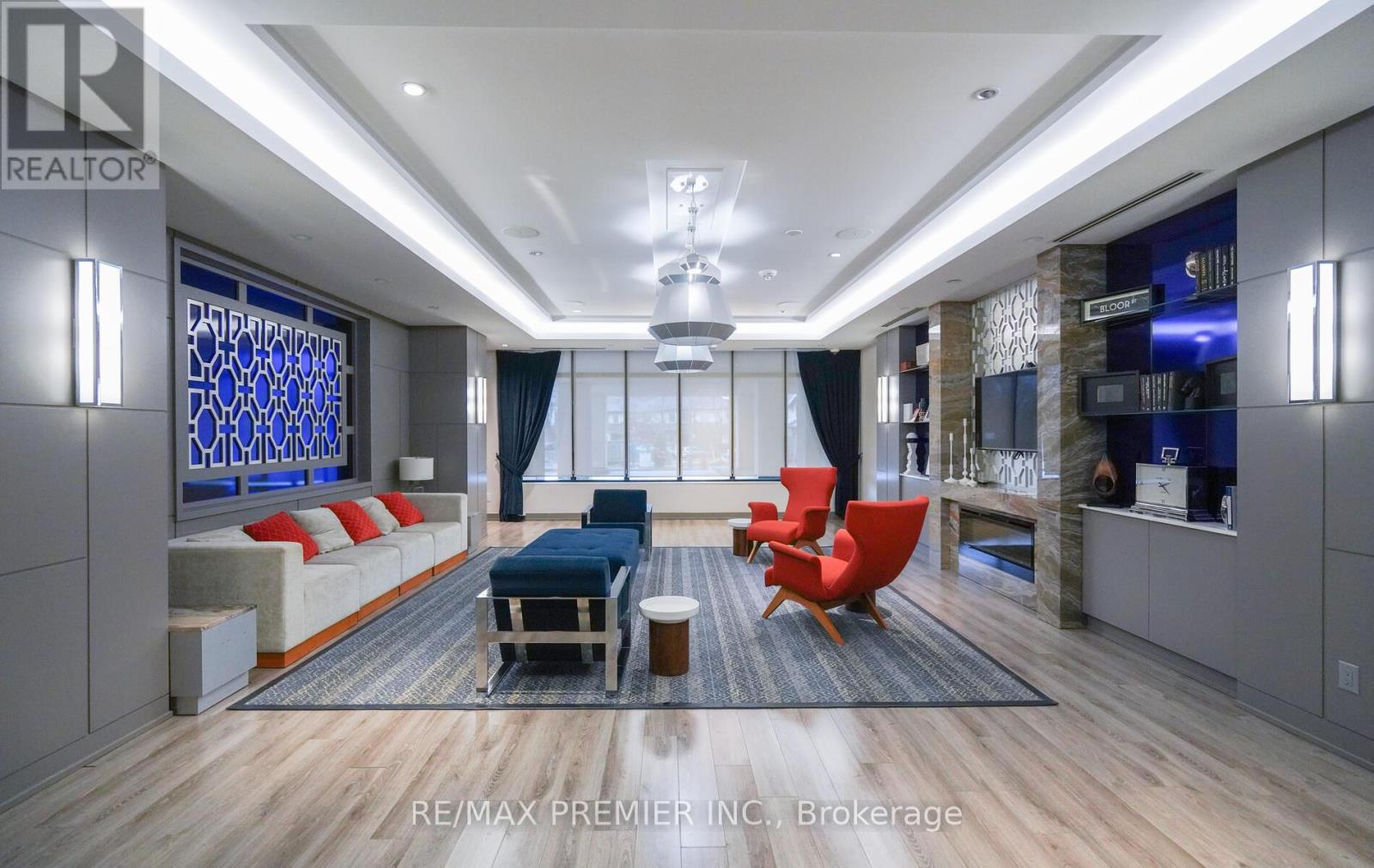 303 - 2 Old Mill Drive, Toronto, Ontario  M6S 0A2 - Photo 27 - W12718316